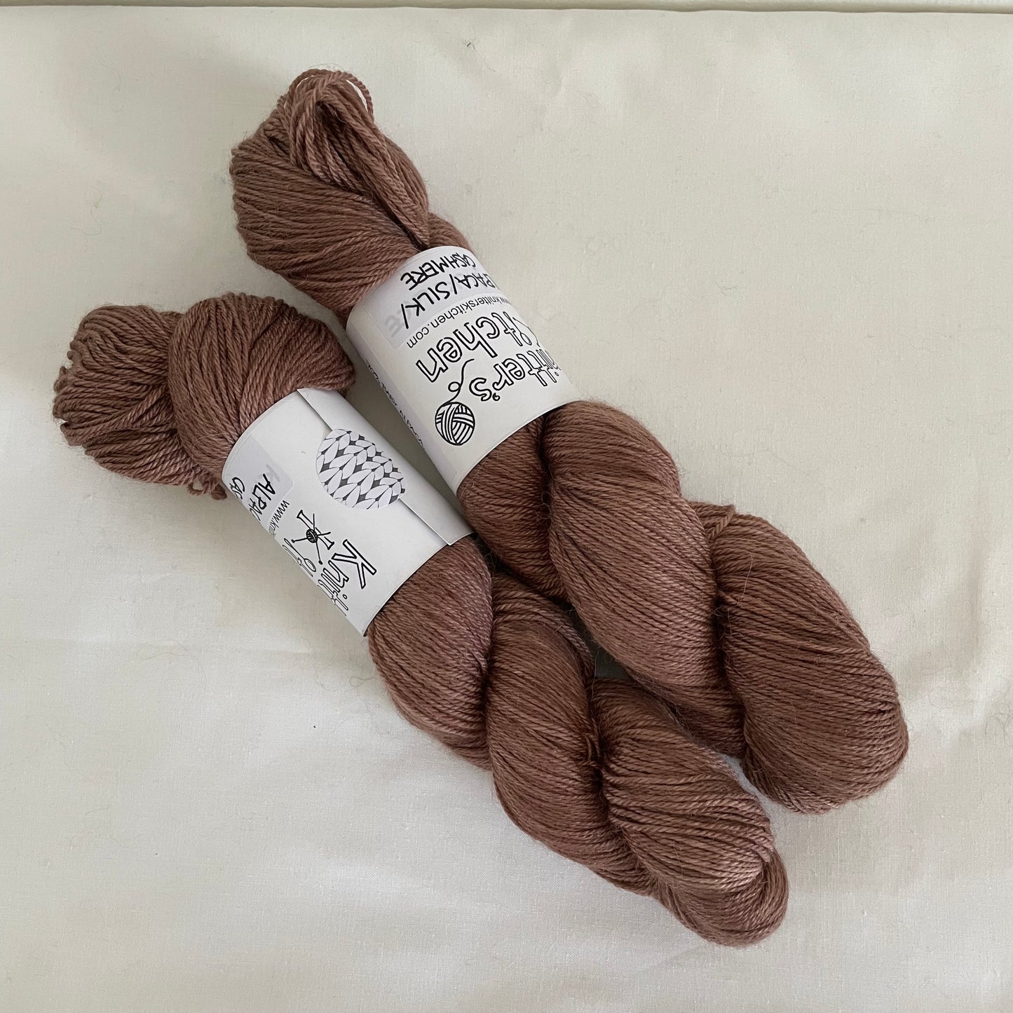 Alpaca/Silk/Cashmere - Milk Chocolate