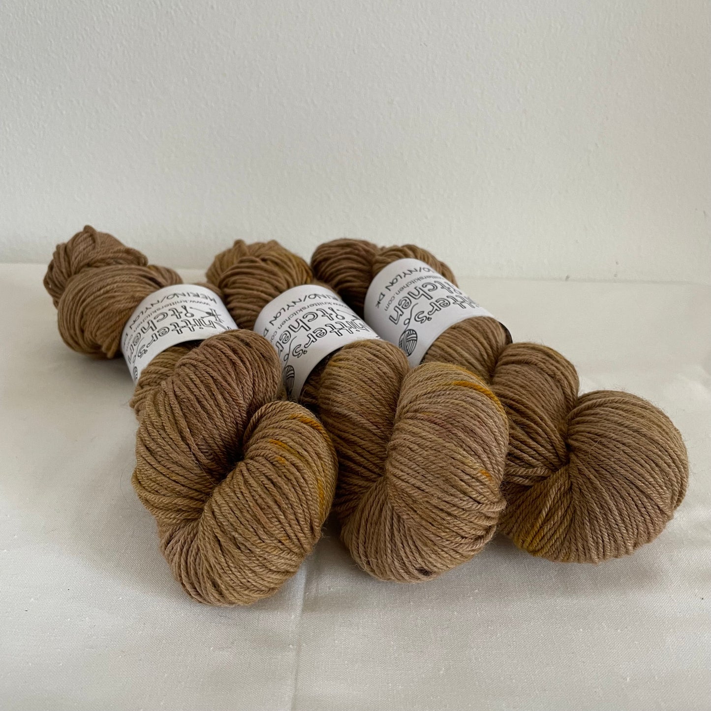Merino/Nylon DK - Brown Bear