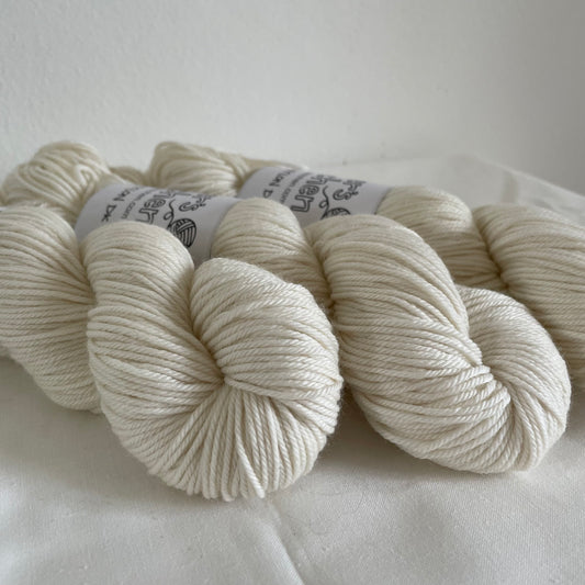 Merino/Nylon DK - Cream